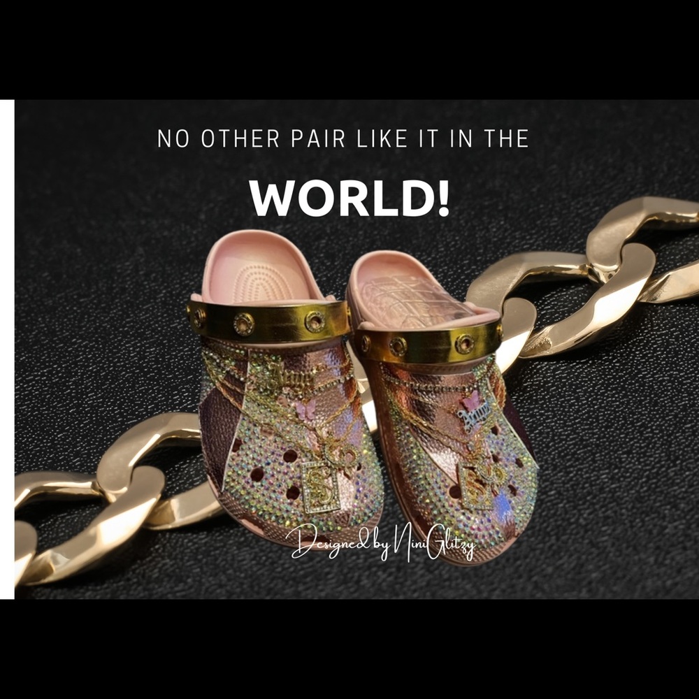 Prettiest Croc-ish shoe | Size 8 | Bedazzled Layered Chain